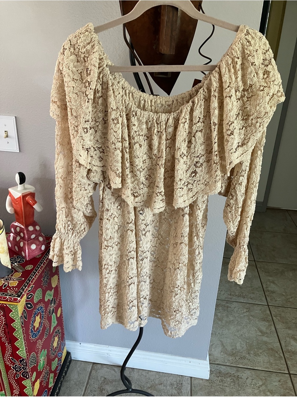 Victoria Secrets Gold Label Sheer Lace  MiniDress/Tunic 
M/L